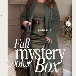 Size 24/26 PLUS FALL LOOKS MYSTERY BOX